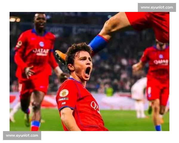 朗斯凭补时进球重返法甲积分榜首位 巴黎圣日耳曼马赛里昂争冠形势激烈